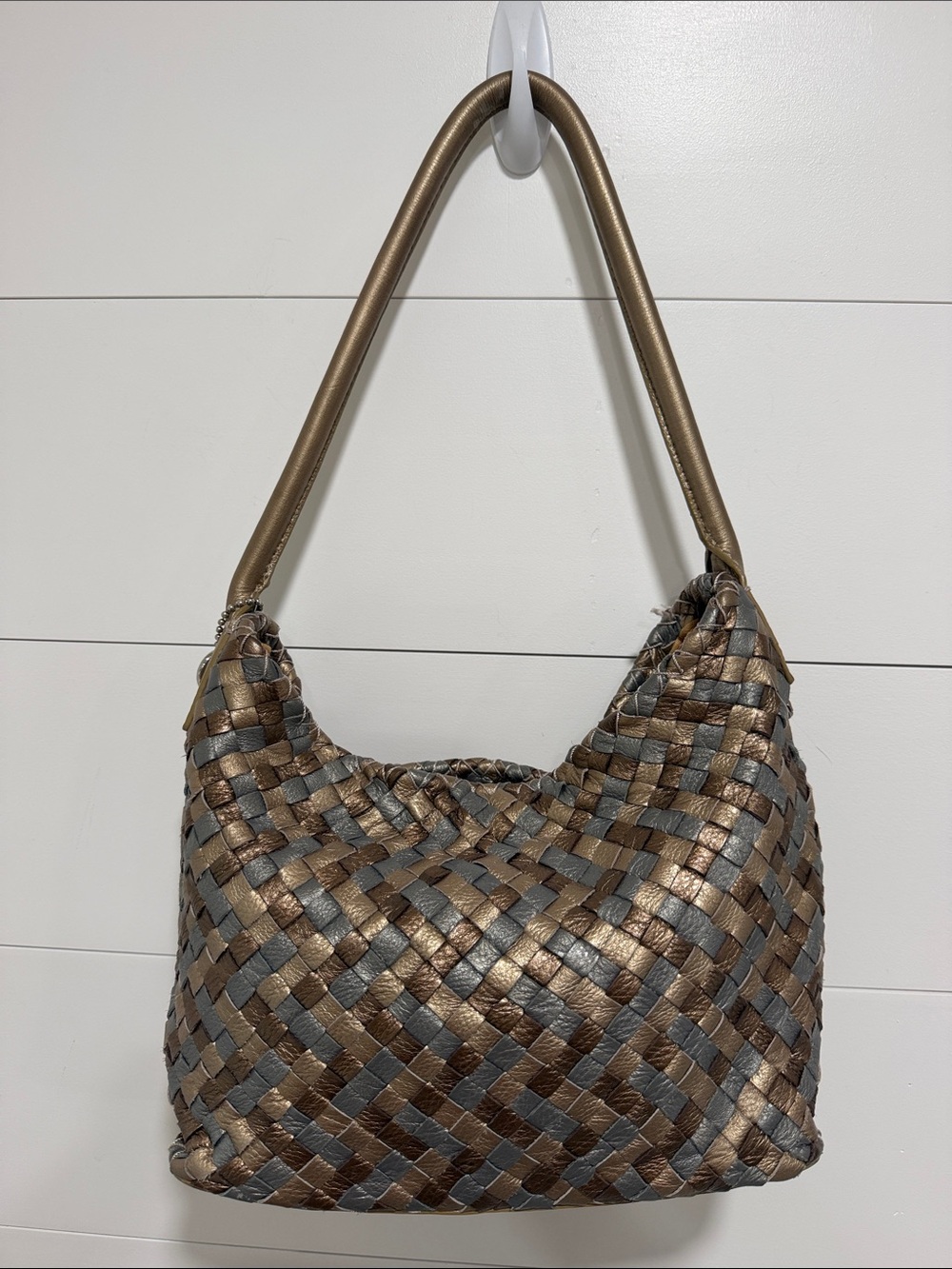 Fossil Woven Handbag Bronze Silver Gold Hobo Bag Purse Skeleton Key Charm - Picture 5 of 10